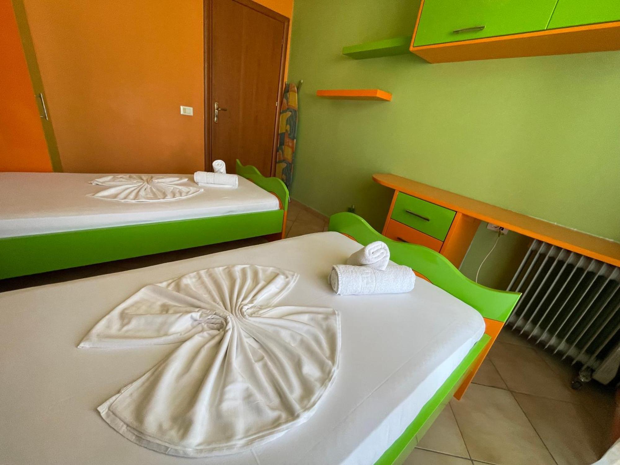 South Apartment Sarandë Buitenkant foto