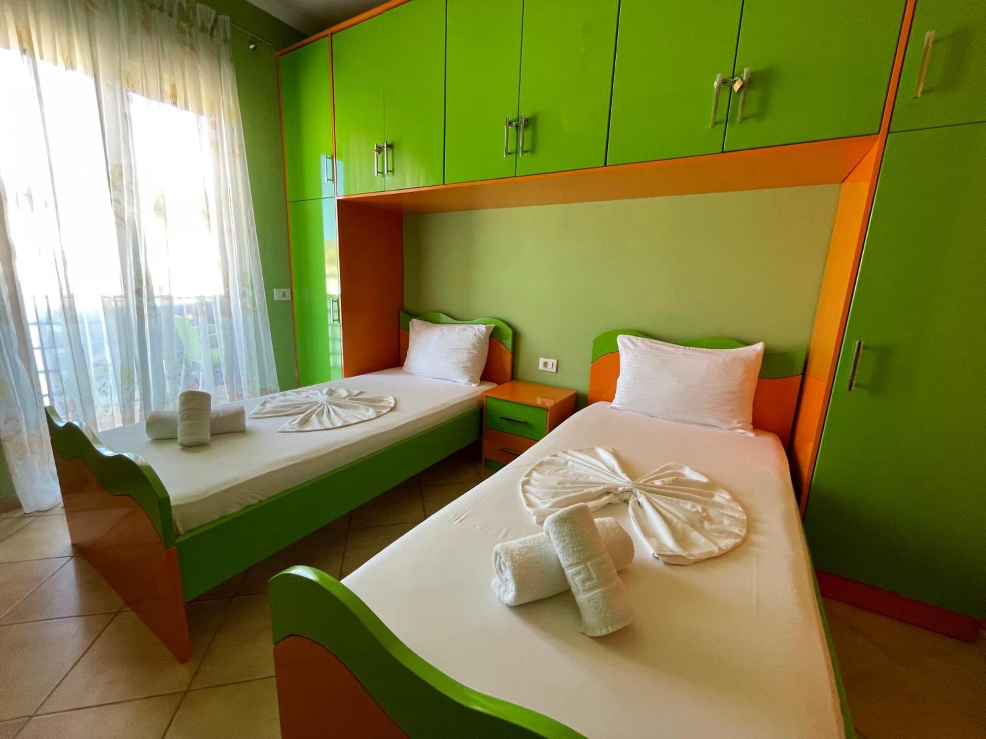 South Apartment Sarandë Buitenkant foto