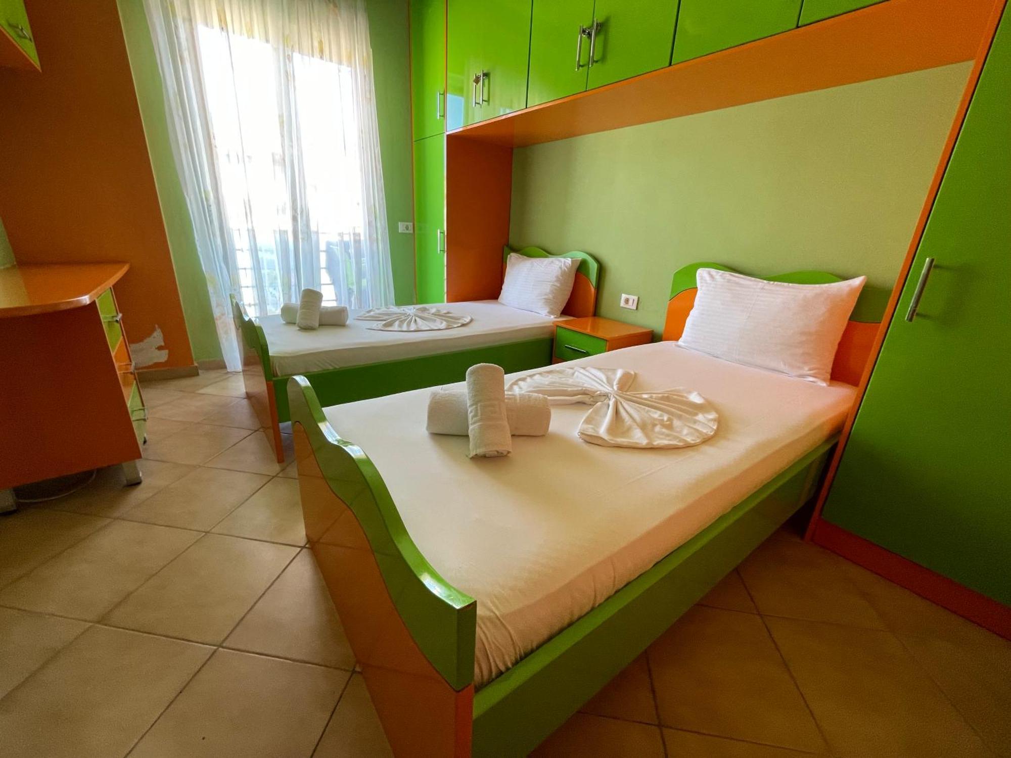 South Apartment Sarandë Buitenkant foto